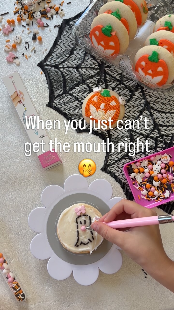 When you’ve got the eyes perfect but just can’t get the mouth right 👻😂
My little decorator took her ghost VERY seriously, and the Sprinkle Pen made it so easy she did the whole thing herself! 🙌 Just tap a sprinkle, pick it up, and place it exactly where you want it. No tweezers, no sprinkles flying across the table, and it works on a store-bought cookie too 🍪✨
Proof that sprinkle embroidery is easy enough for kids 💕
🎃 What fun Halloween treats are you making with your kids this year? Tell me below! 👇
Shop the Sprinkle Pen through the link in our bio 💗
#sprinkleembroidery #halloweencookies #cookiedecorating #kidsbakingfun #sprinklepen